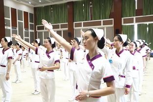 不學禮，無以立 河南華信民生健康產業集團舉辦優質護理禮儀服務培訓會議